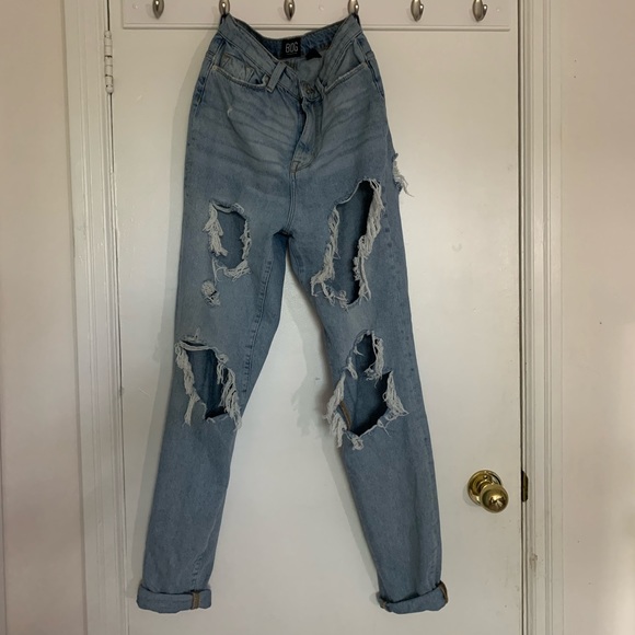 SOLD - Picture 3 of 5